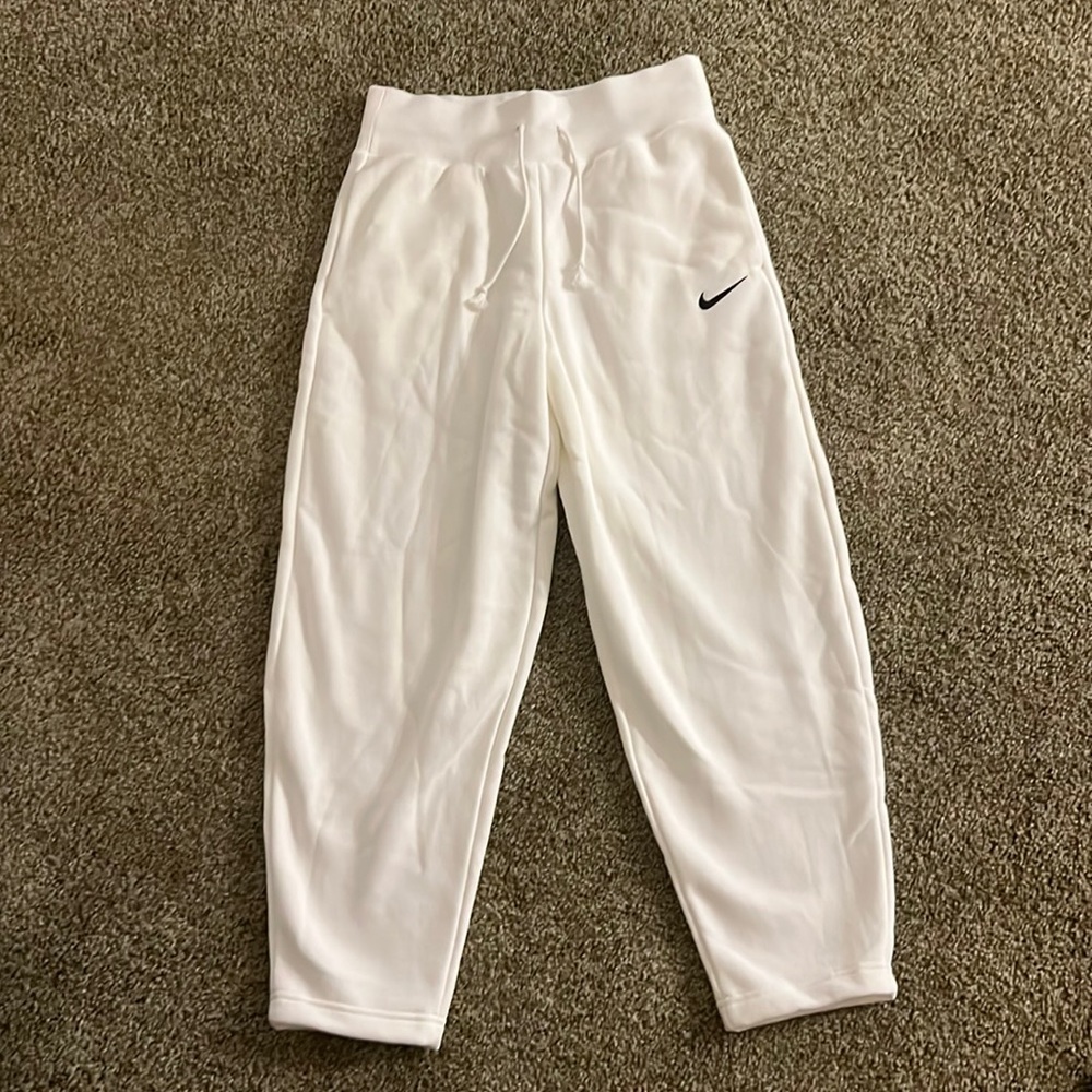 White Nike joggers